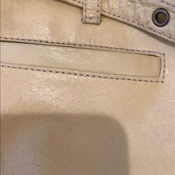 Bisou Bisou camel leather skirt. - Picture 6 of 8